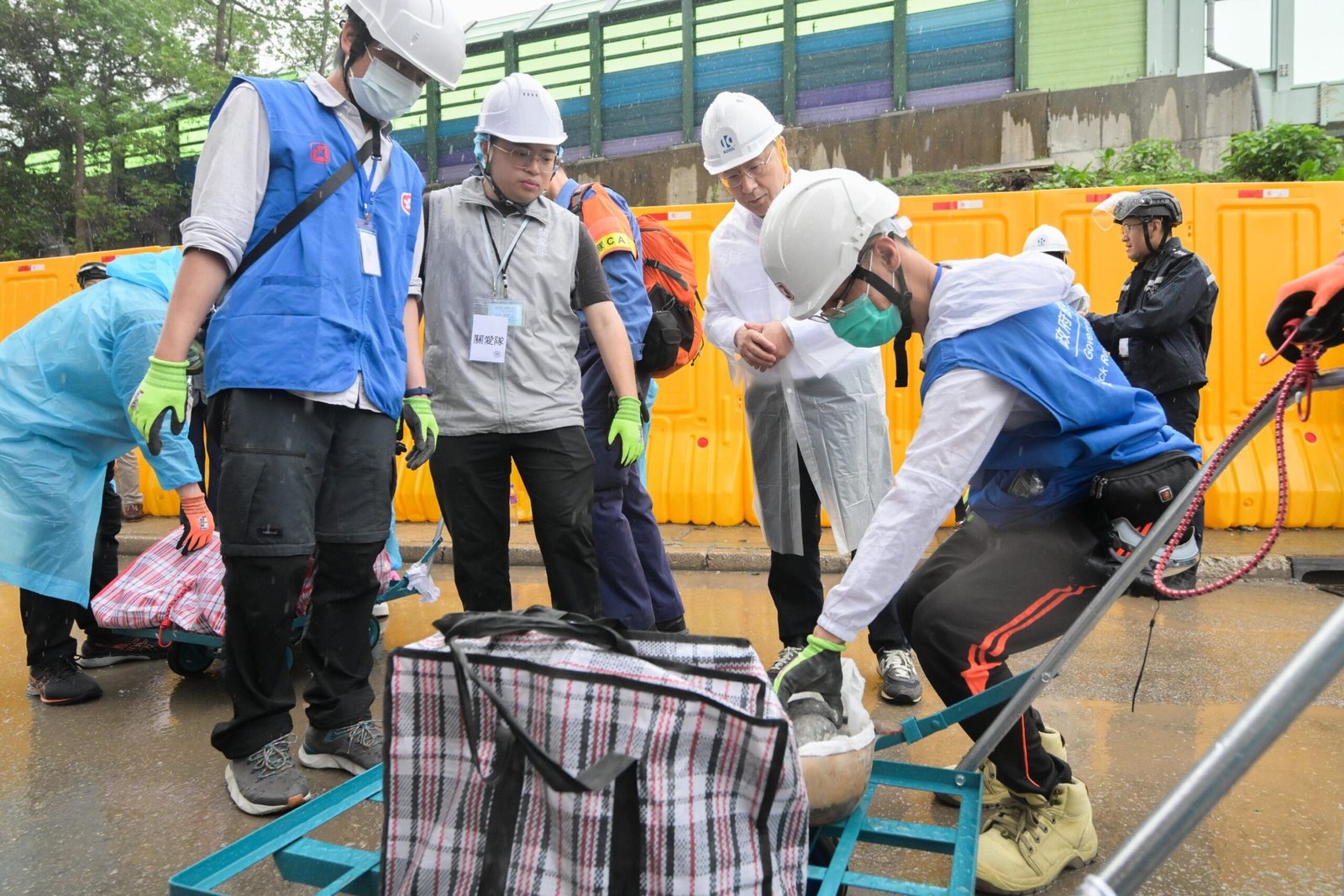 政府總結宏福苑居民第五日上樓安排