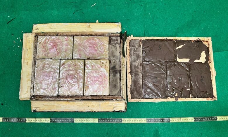 海關機場檢獲約一百一十萬元懷疑海洛英拘一男旅客