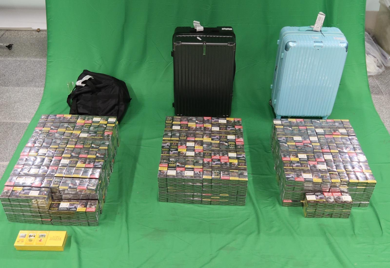 兩名入境旅客進口未完稅香煙罪成判囚