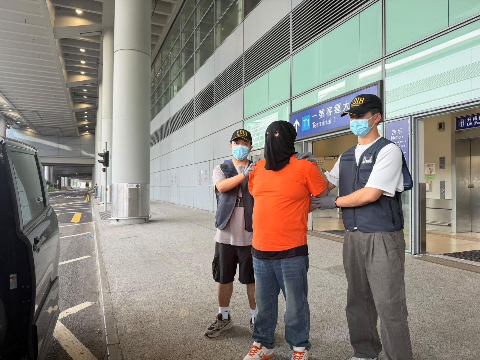 海關機場破兩宗旅客行李藏毒案 檢獲約42公斤懷疑氯胺酮