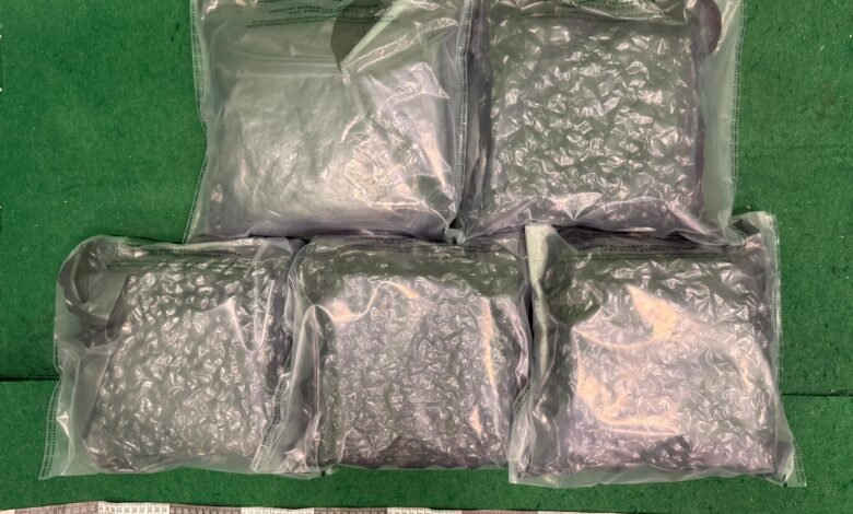 機場揭兩宗旅客販毒案 檢約9.5公斤大麻花拘三人