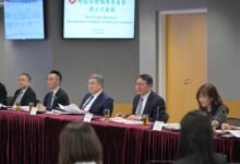 多項地區治理項目推展 關愛隊支援長者滅鼠工程同步進行
