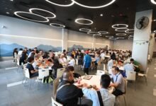 鴨脷洲街市熟食中心翻新後重投服務今日舉行開幕典禮