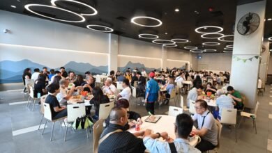 鴨脷洲街市熟食中心翻新後重投服務今日舉行開幕典禮