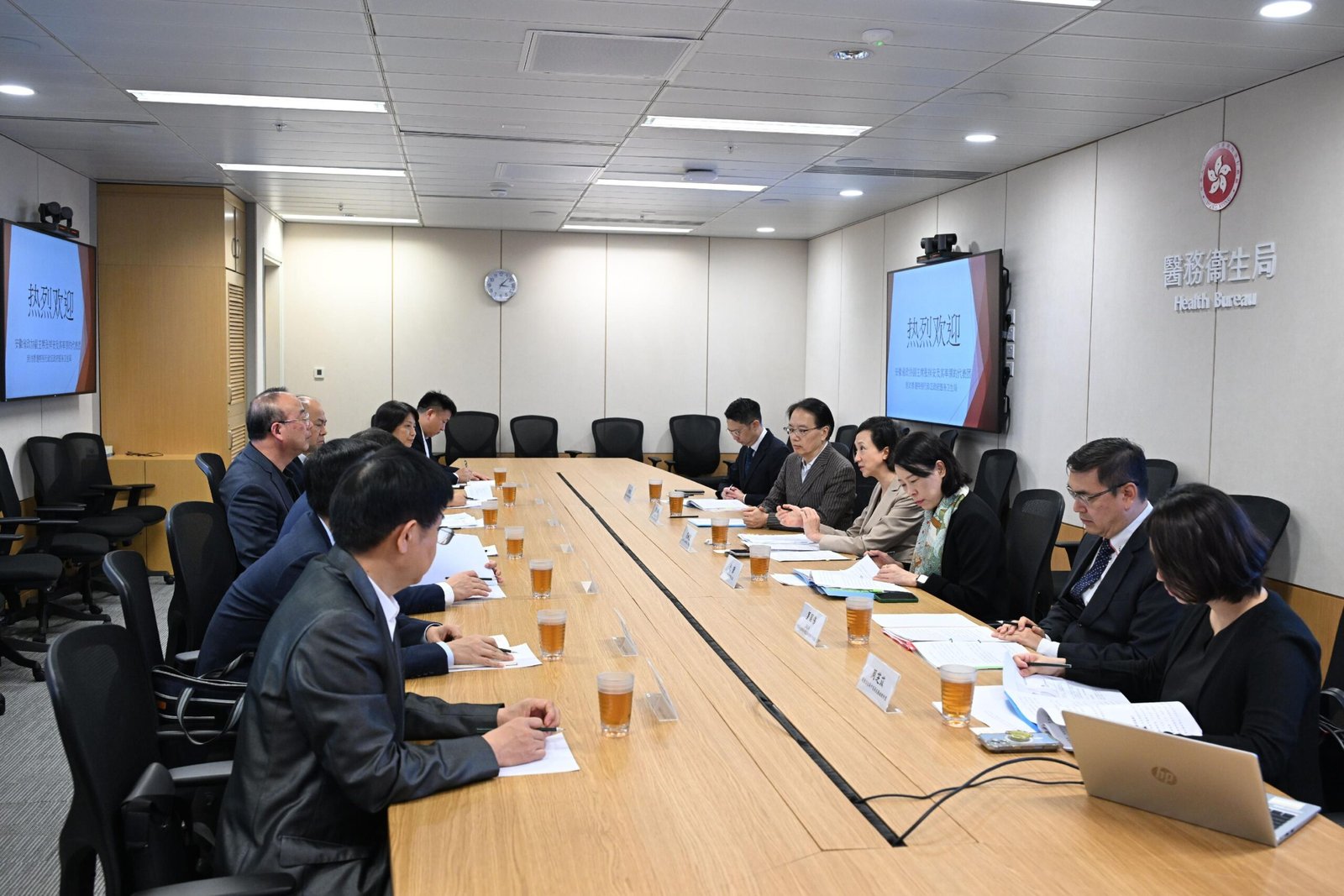 范崇嬿與安徽政協代表團在港商議深化中醫藥合作