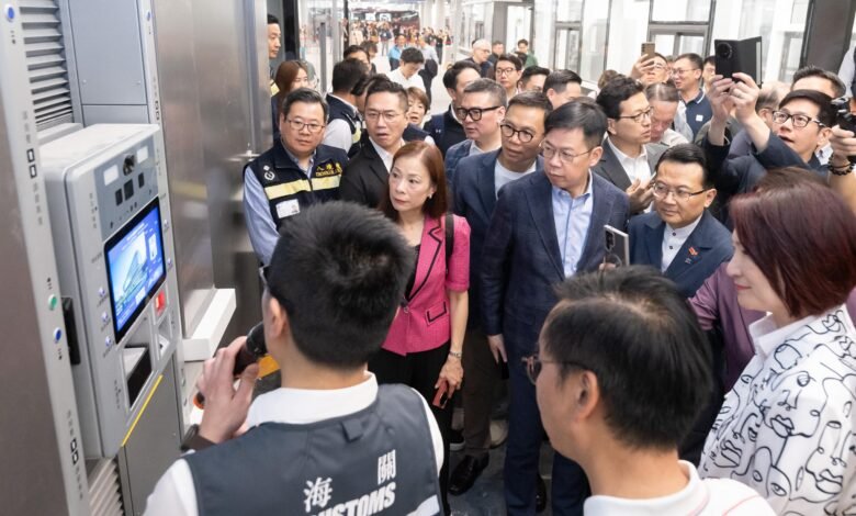 皇崗皇崗口岸港方區完成設立 立法會考察通關設施及新查驗安排