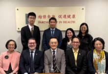 布萊克訪港晤林文健 談控煙十招與加味煙禁售