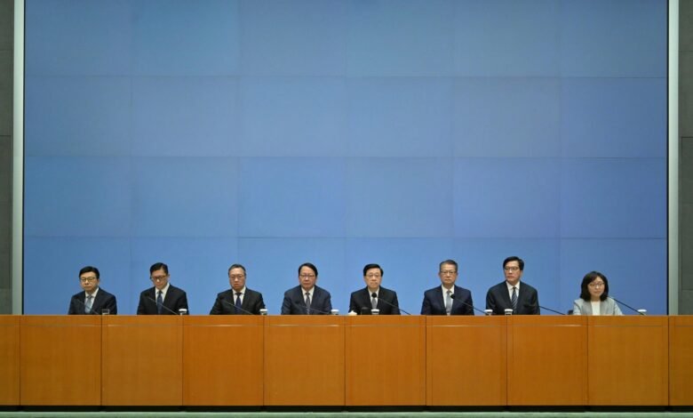 宏福苑火災後政府展開問責調查 李家超指房屋局局長須負政治責任